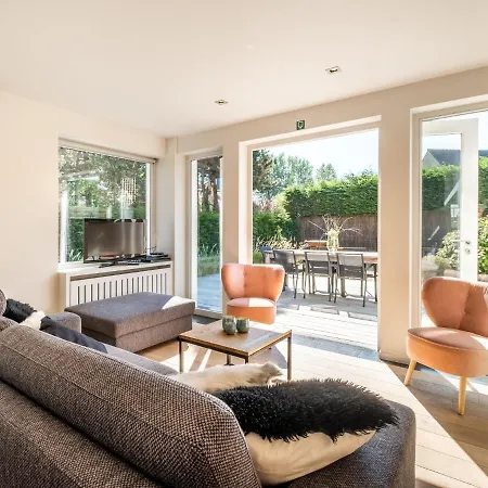 Villa By The Sea With Jacuzzi Koksijde